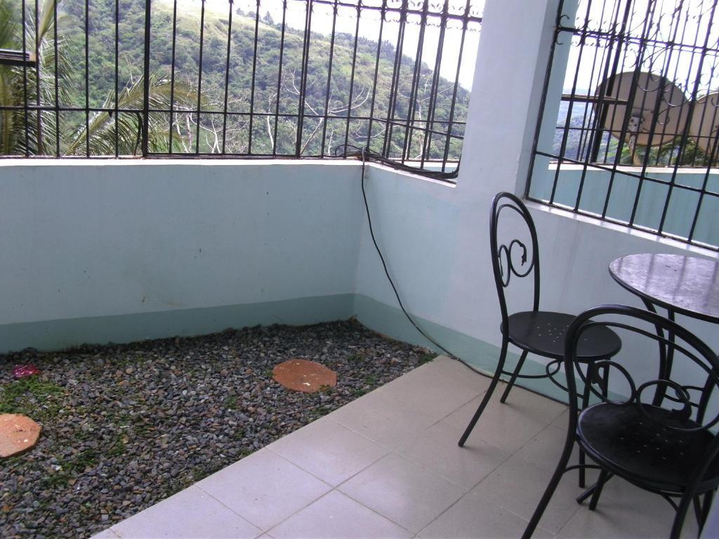 Royal Taal Inn Tagaytay City Chambre photo