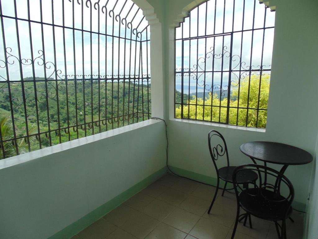 Royal Taal Inn Tagaytay City Chambre photo