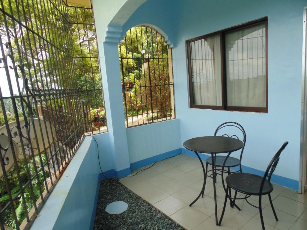 Royal Taal Inn Tagaytay City Chambre photo