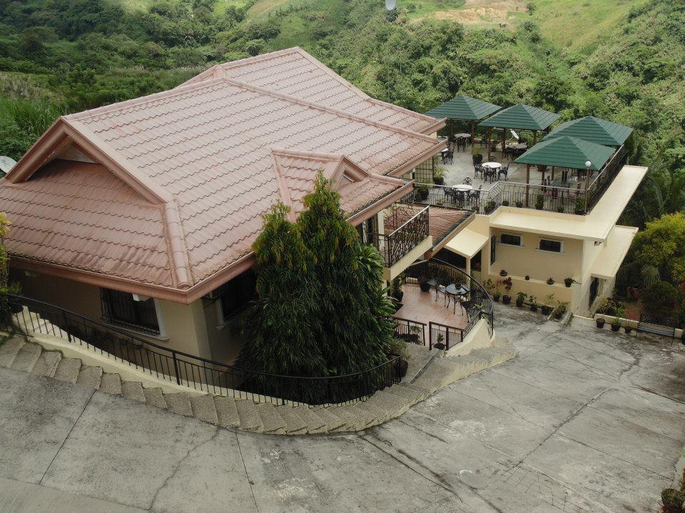 Royal Taal Inn Tagaytay City Extérieur photo