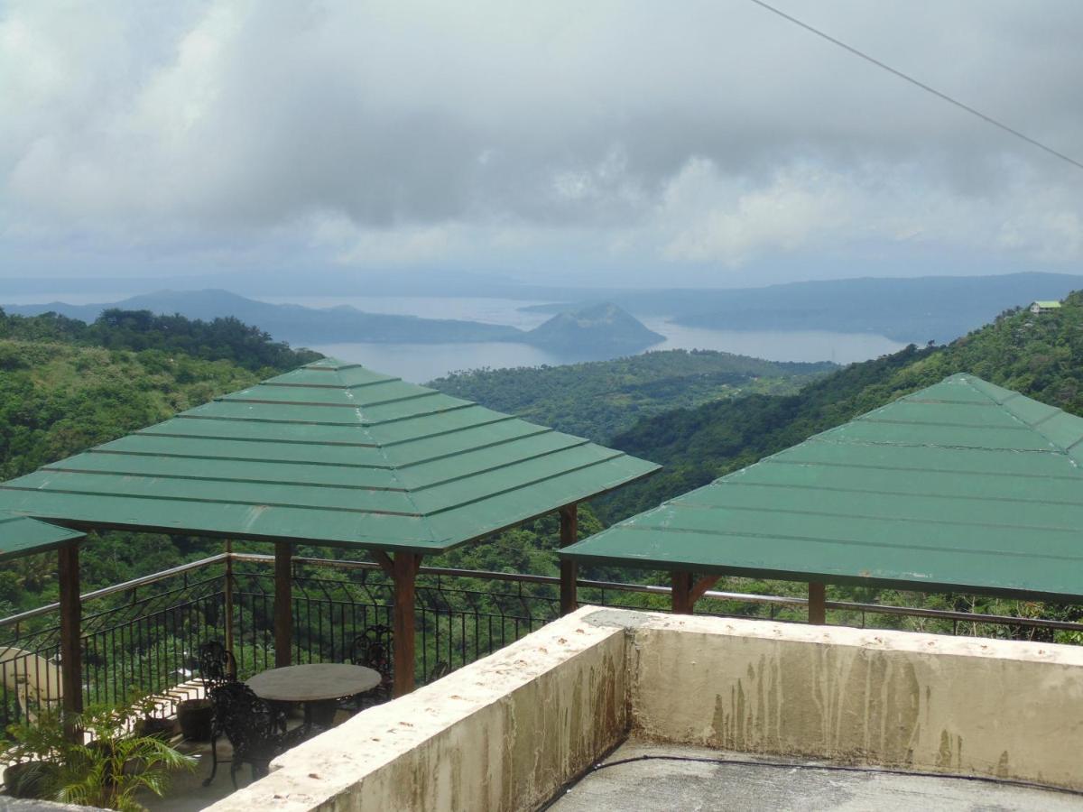 Royal Taal Inn Tagaytay City Extérieur photo